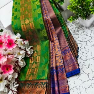 Green Traditional Motif Putta Emboss Saree