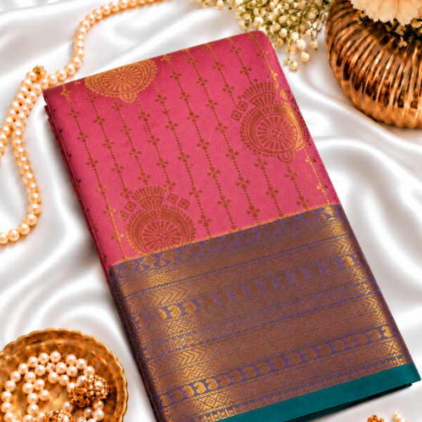 Magenta Pink Vaira Oosi Pattu Saree with Peacock Blue Zari Border